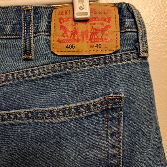 Levi’s 405 Standard Straight Size 40 Denim Shorts - Picture 3 of 6